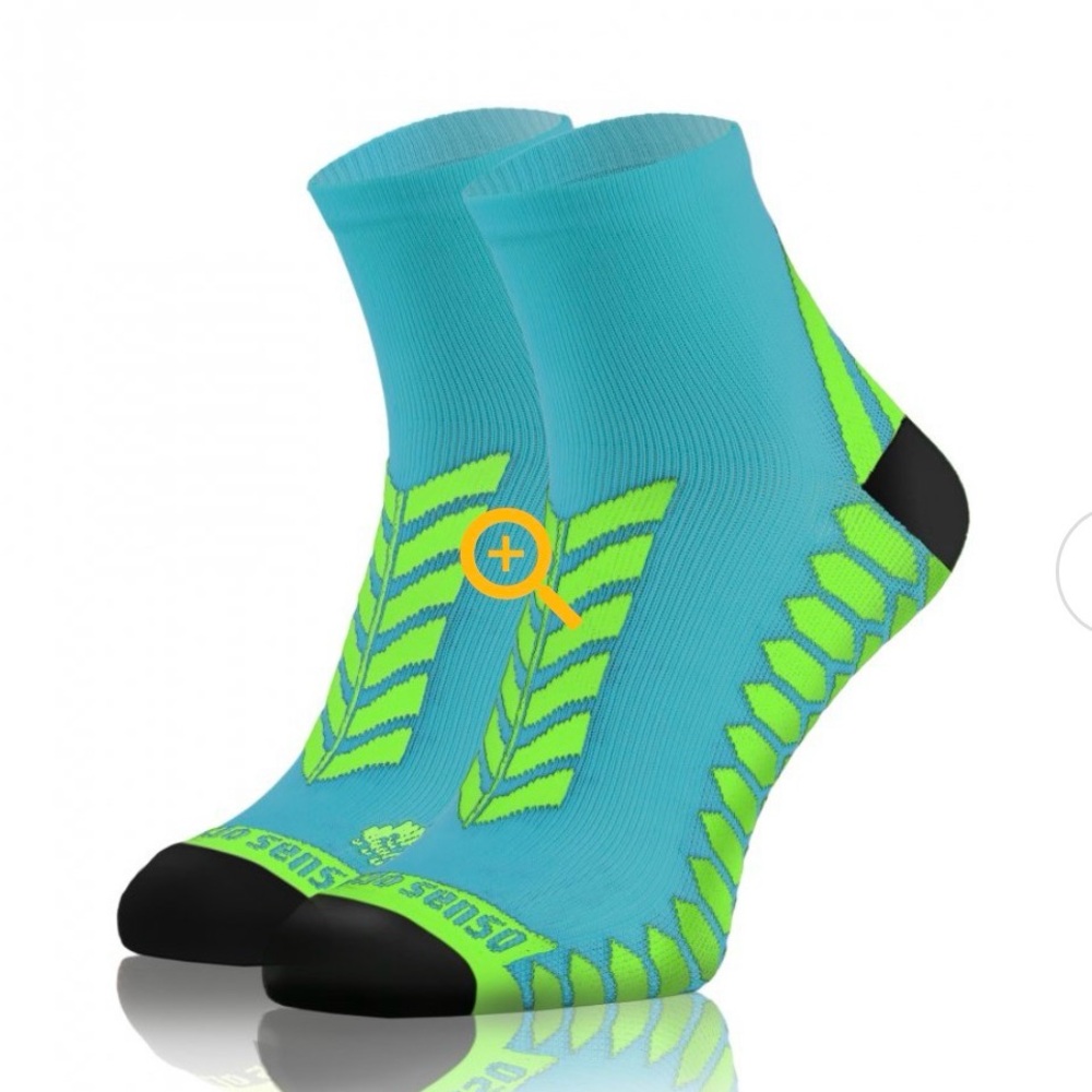 🧦SENSO  Performance Socks Blue and Green Size 43/47 NWT